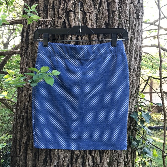 $7 MOVING SALE! Pacsun mini skirt - Picture 4 of 6